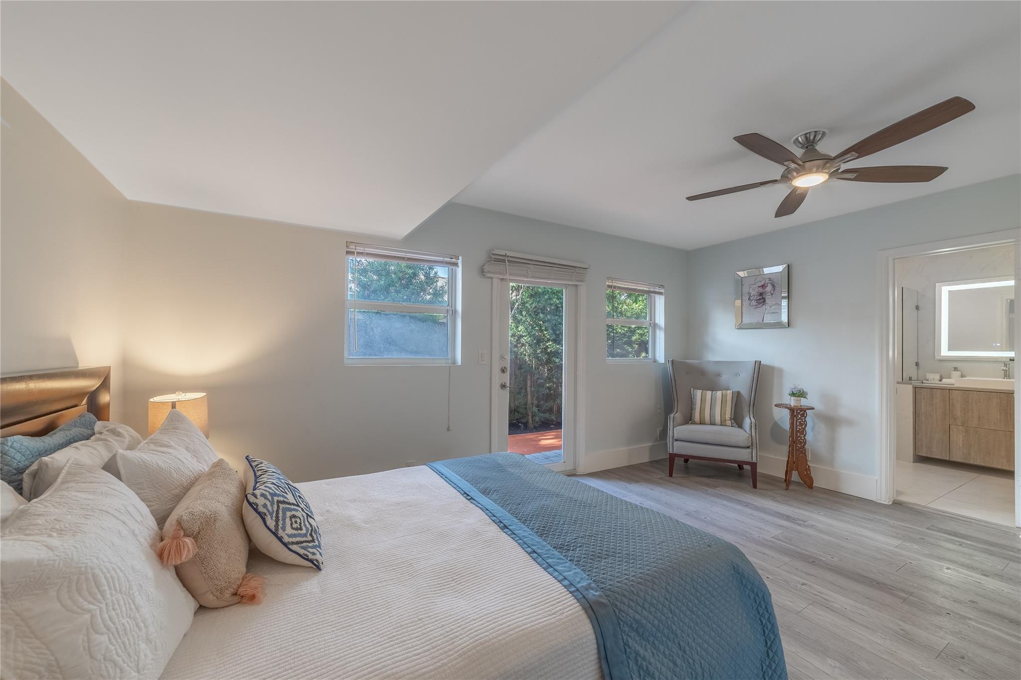 SEVEN ISLES - Residential Lease