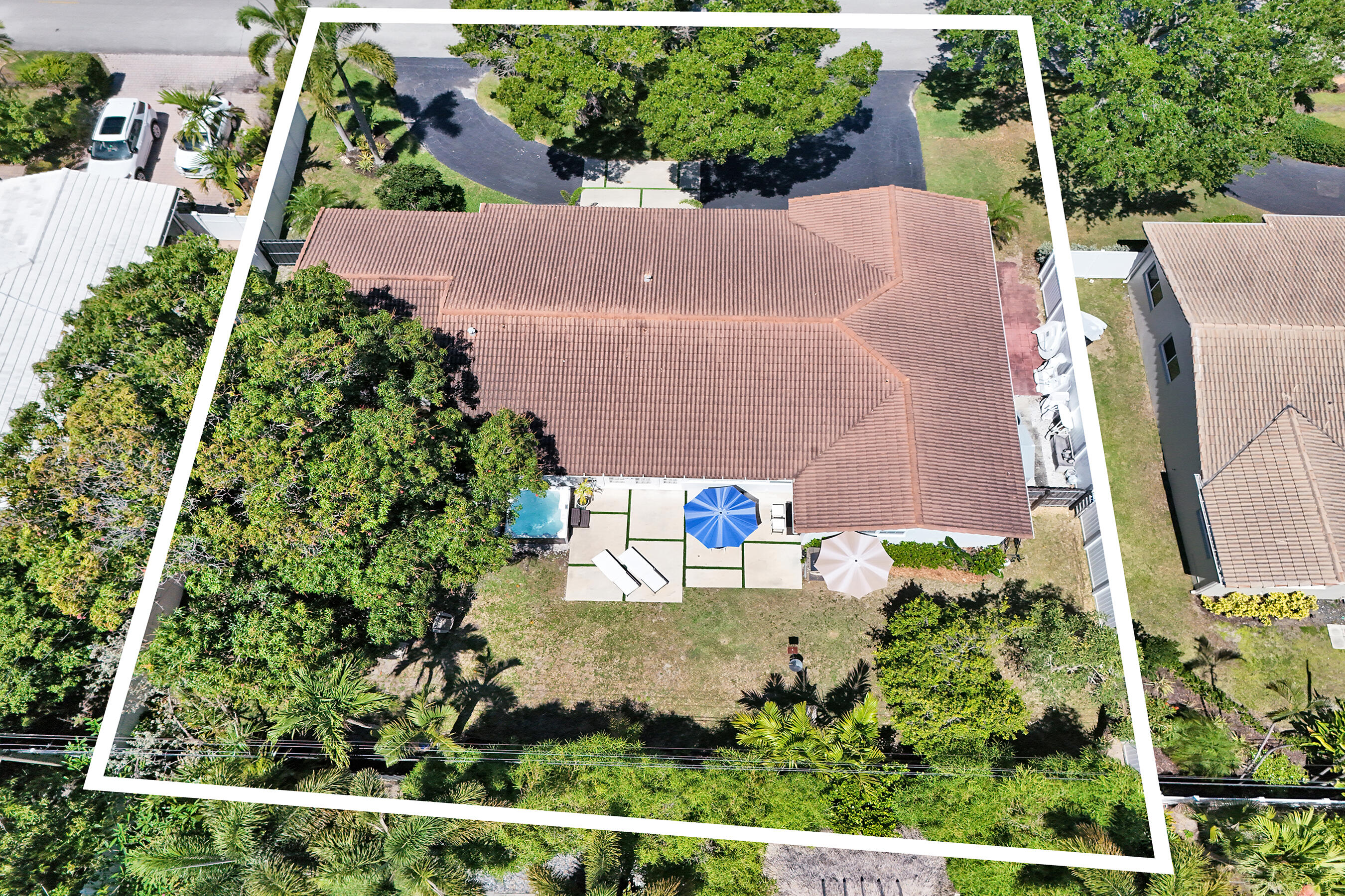 CORAL RIDGE COUNTRY CLUB - Residential
