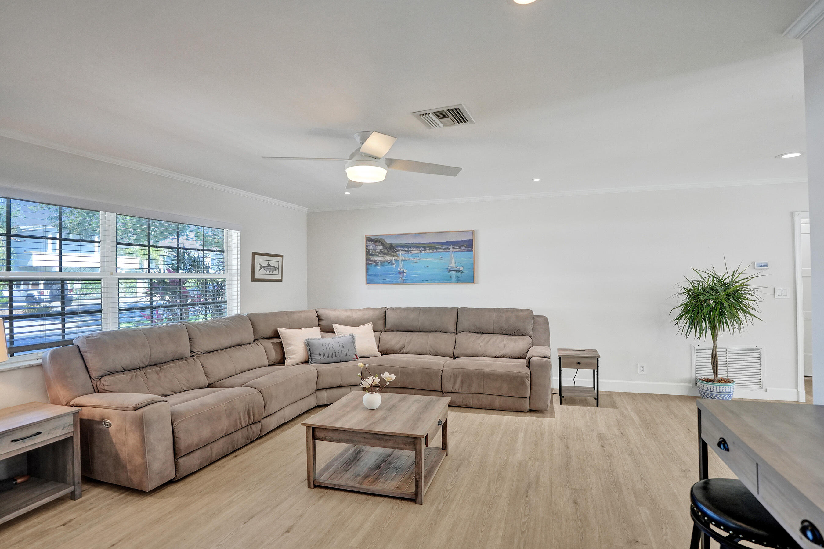 CORAL RIDGE COUNTRY CLUB - Residential