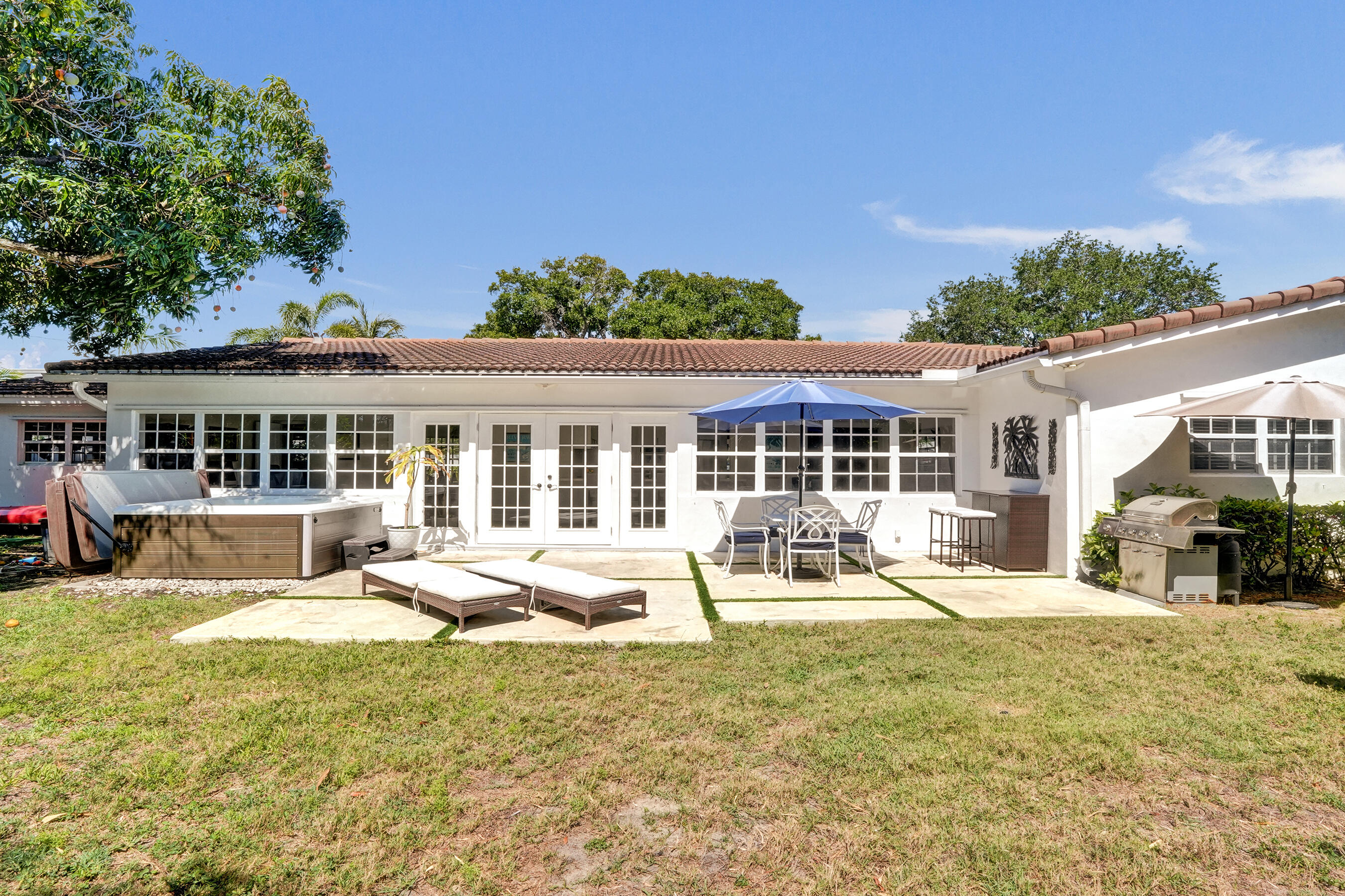 CORAL RIDGE COUNTRY CLUB - Residential