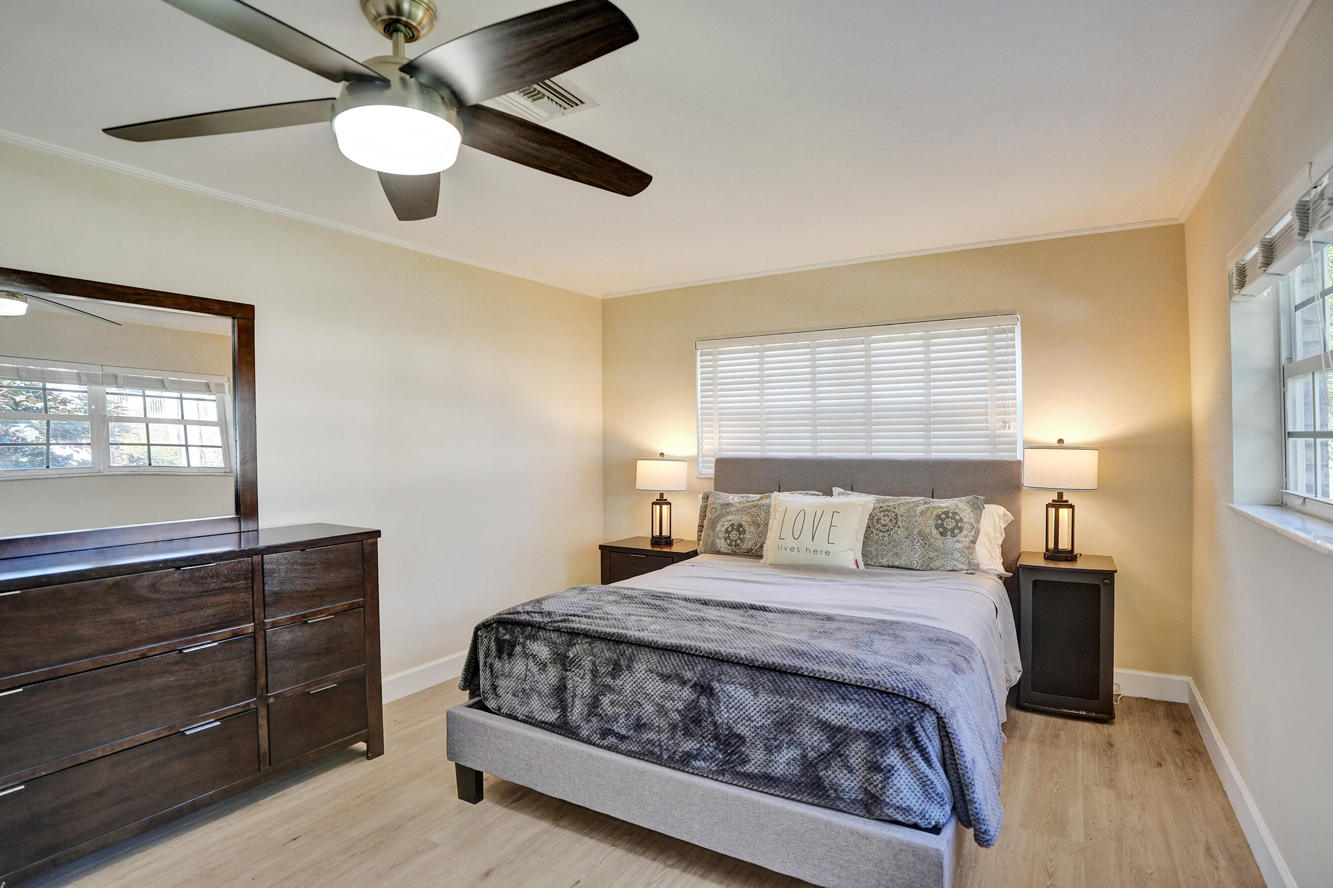 CORAL RIDGE COUNTRY CLUB - Residential