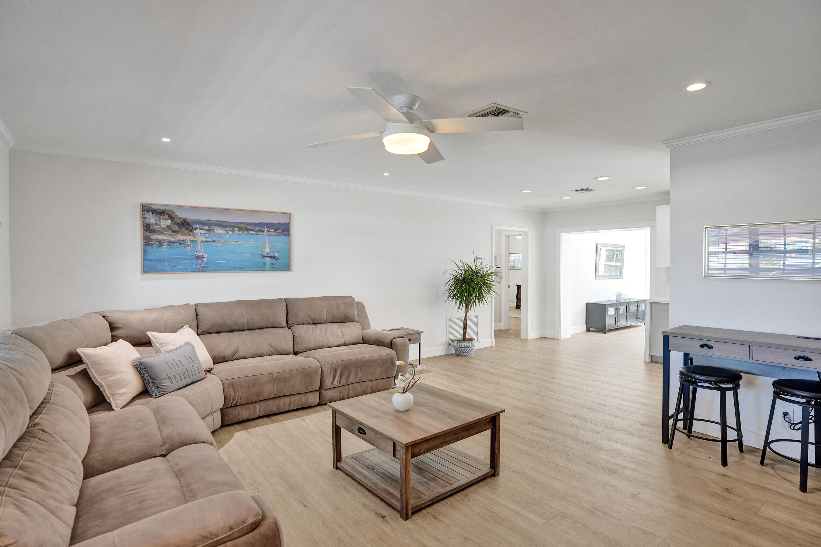 CORAL RIDGE COUNTRY CLUB - Residential