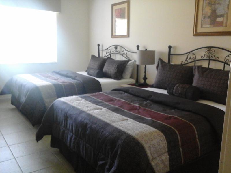 CASTLE PINES CONDOMINIUM - Residential Lease