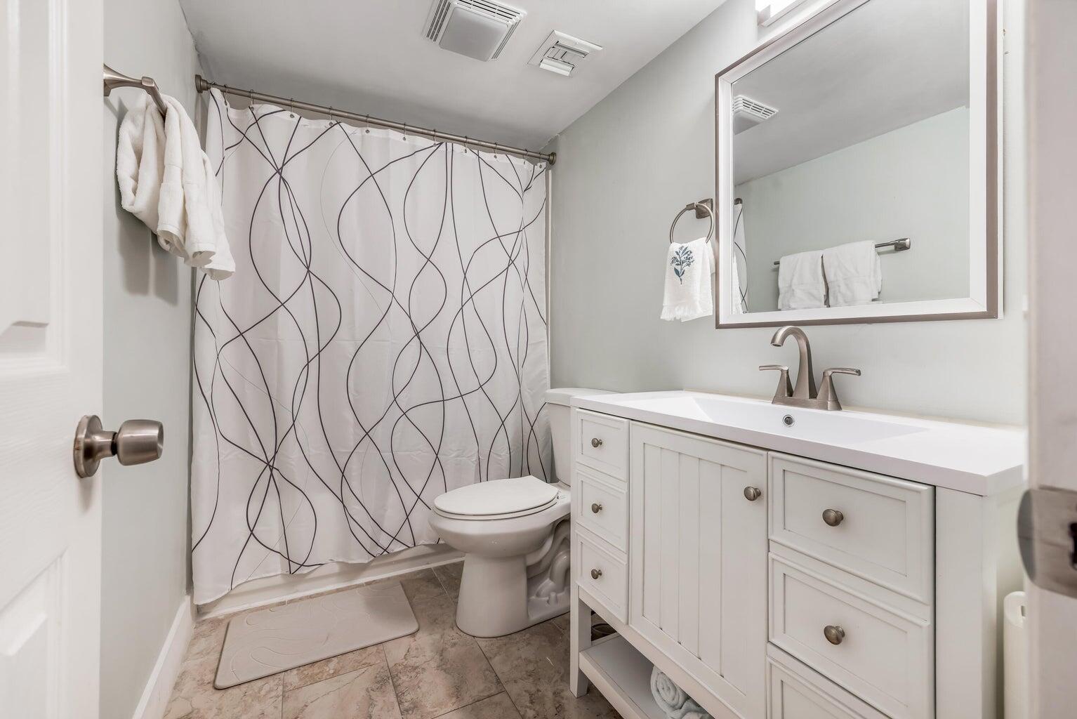 BRIARWOOD CONDO - Residential Lease