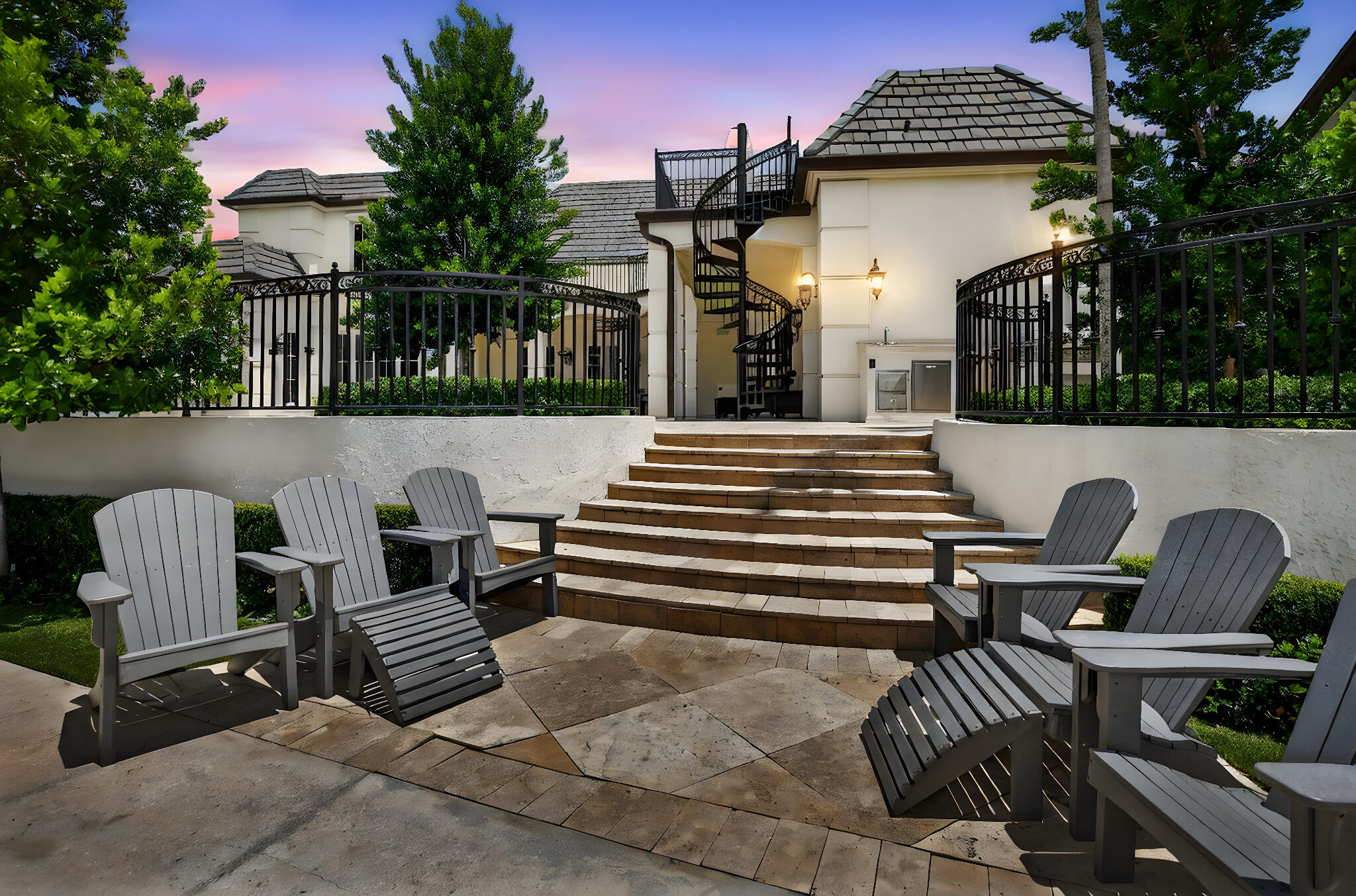 ROYAL PALM YACHT & COUNTRY CLUB - Residential