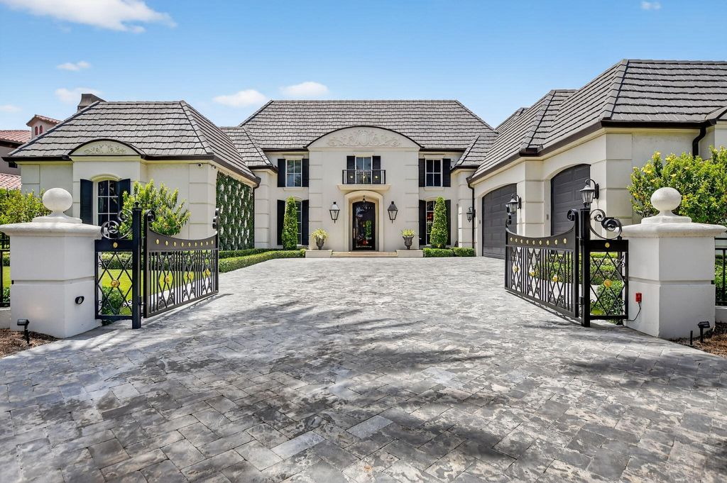 Photo of 377 E Coconut Palm Road, Boca Raton, FL 33432 (MLS # R11167485)