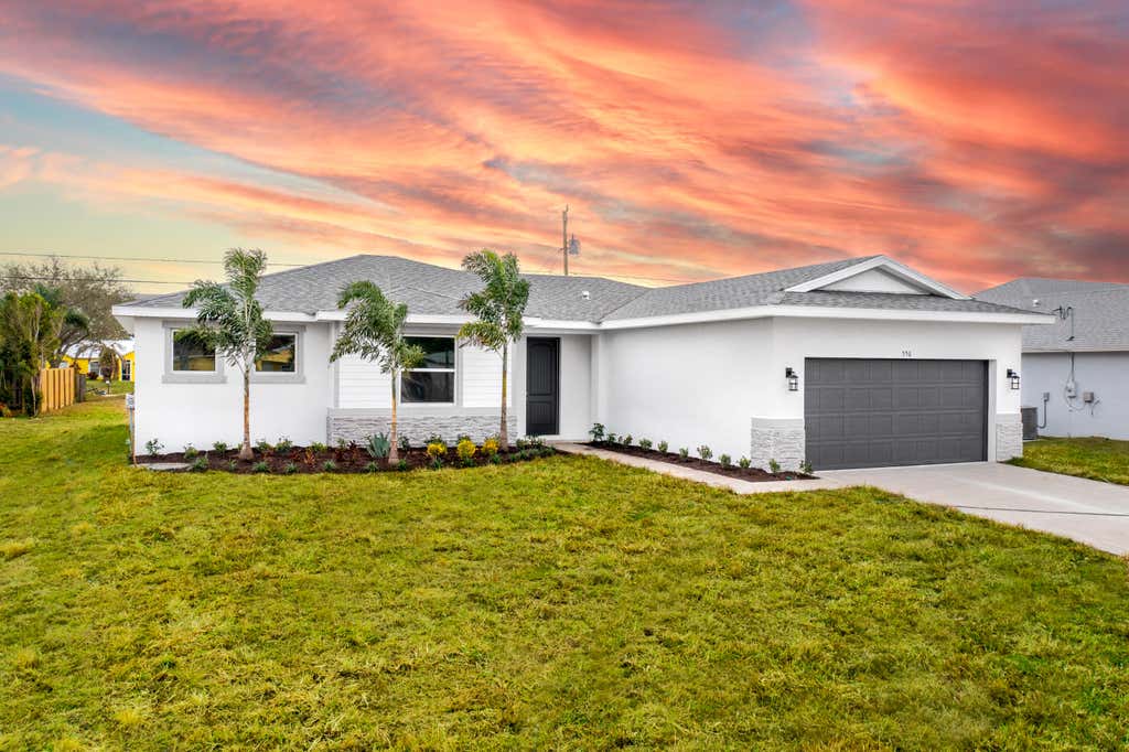 Photo of 5303 Sunset Boulevard, Fort Pierce, FL 34982 (MLS # B26039689)