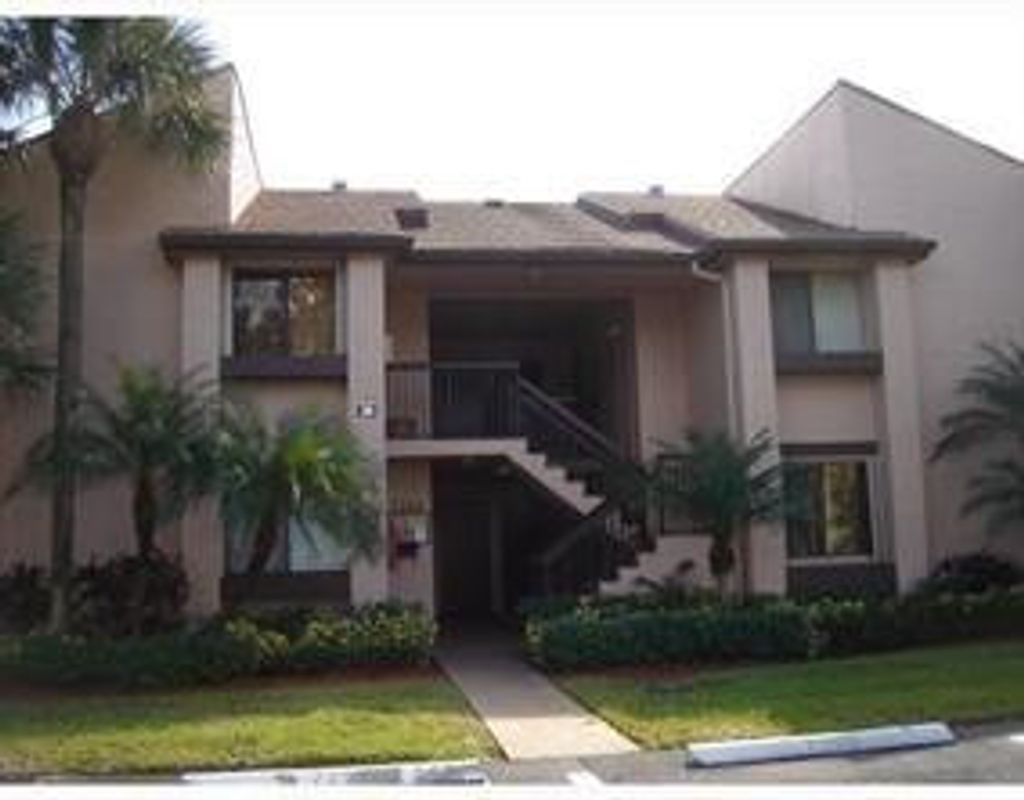 Photo of 2240 SW 92nd Terrace #2402, Davie, FL 33324 (MLS # B26032504)