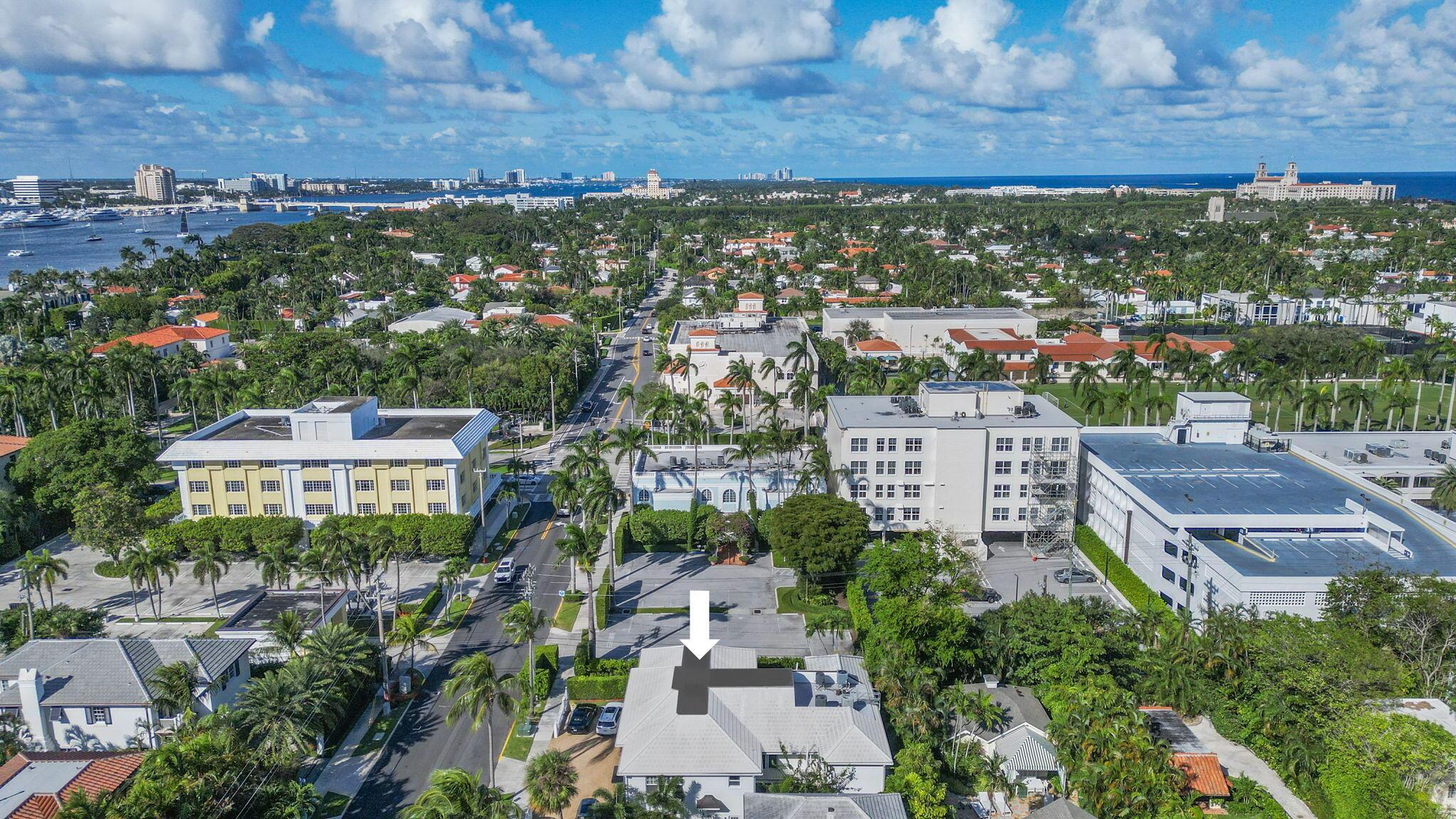 THREE ELEVEN COCOANUT ROW - Residential