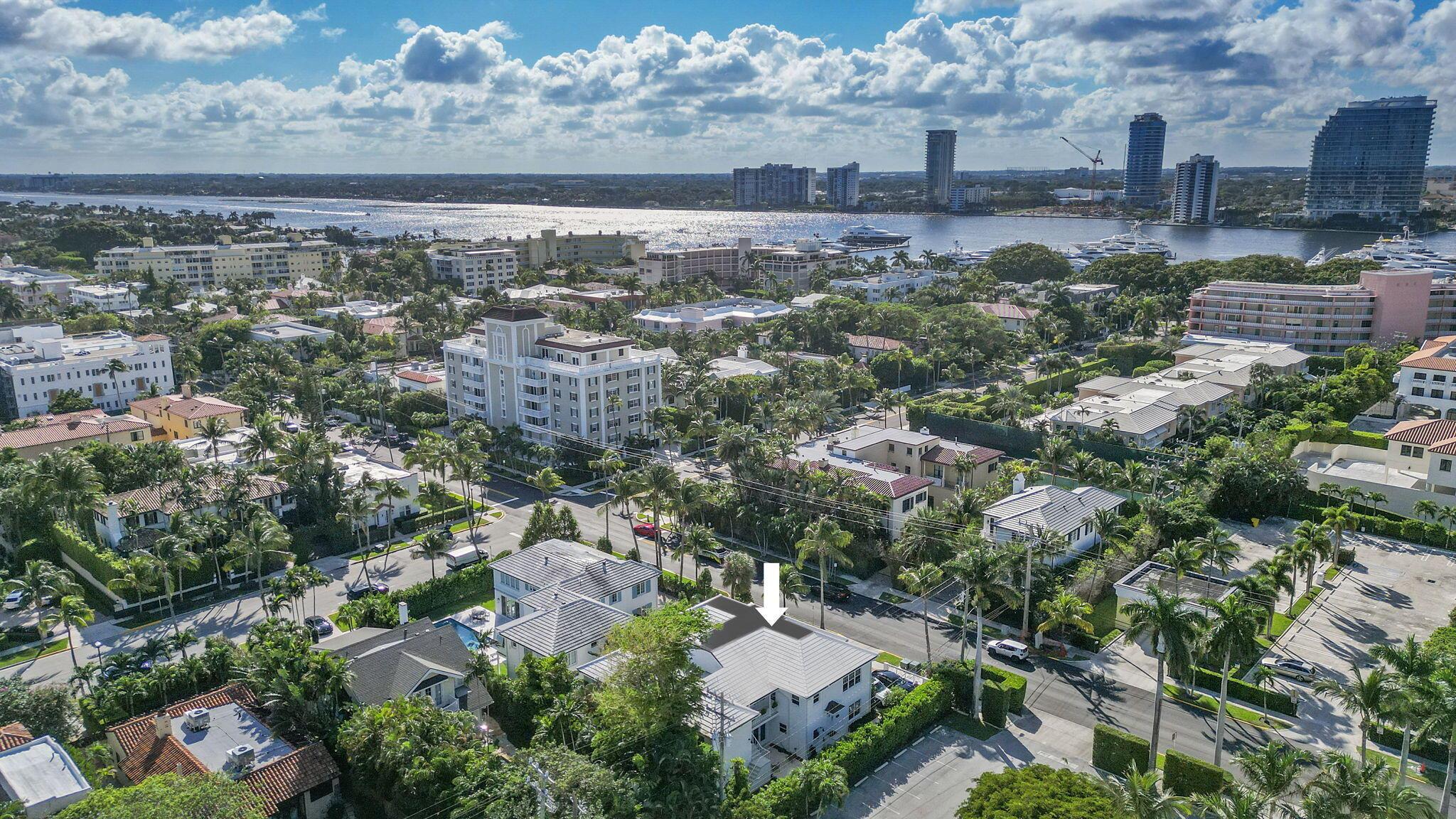 THREE ELEVEN COCOANUT ROW - Residential