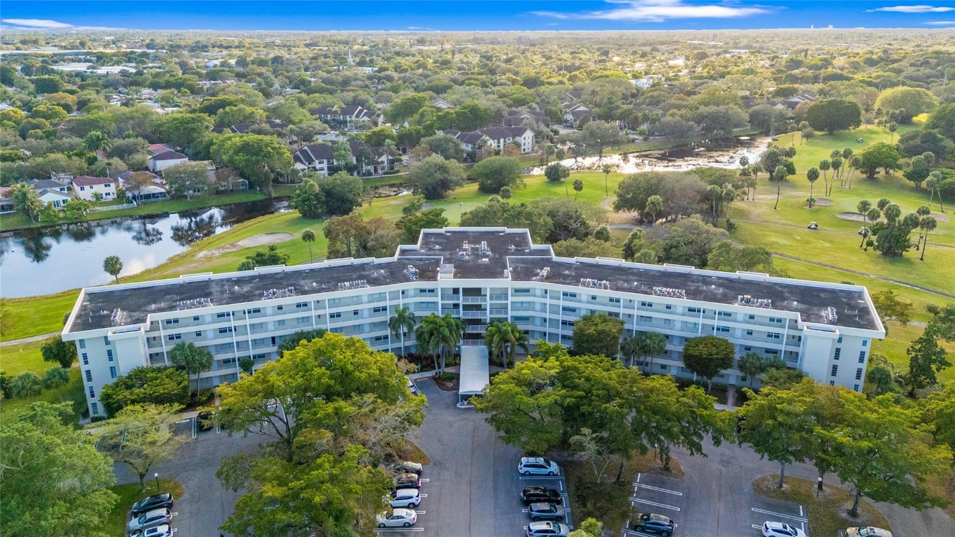 821 Cypress Boulevard 304