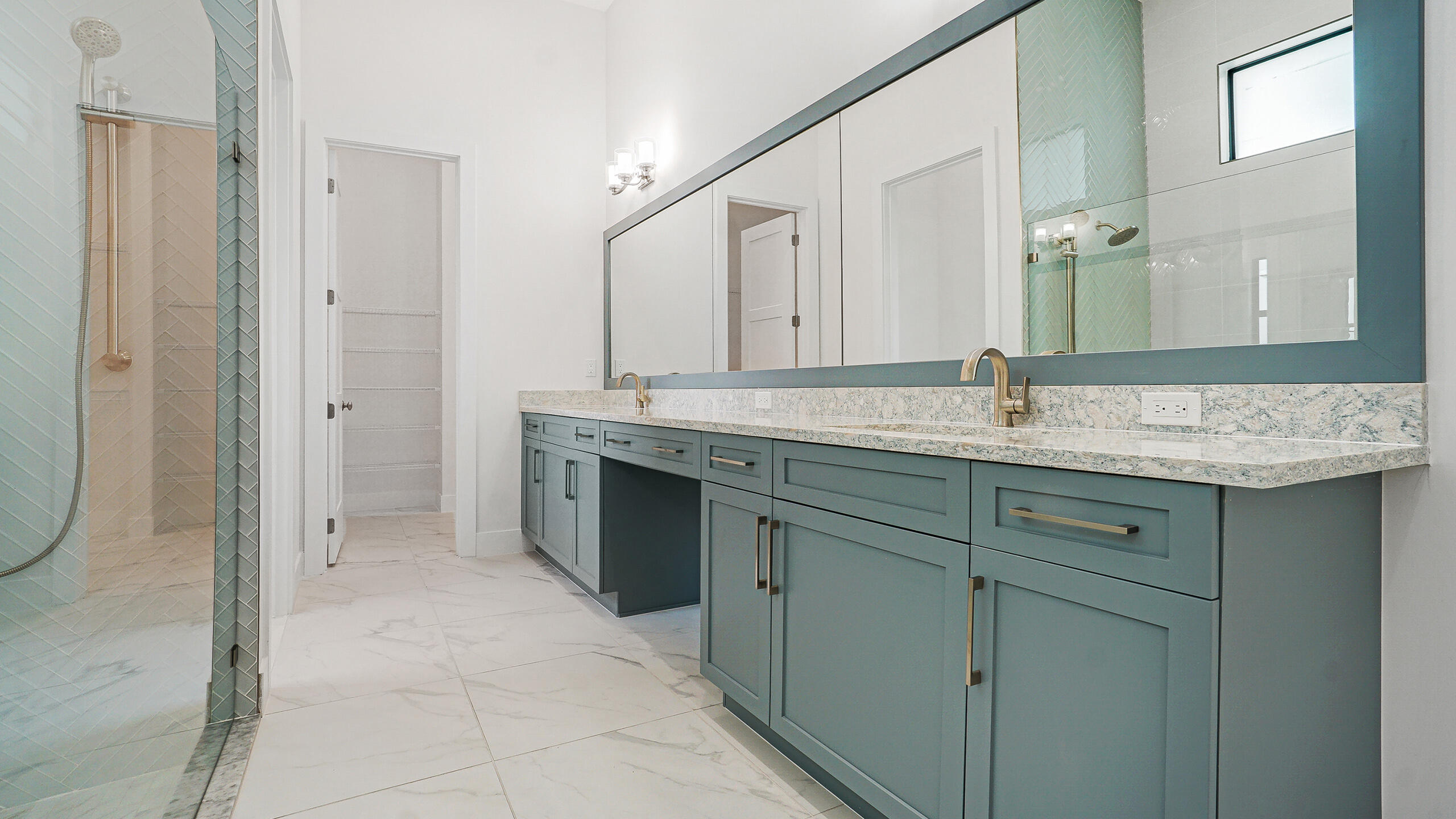 ARTISTRY - Residential