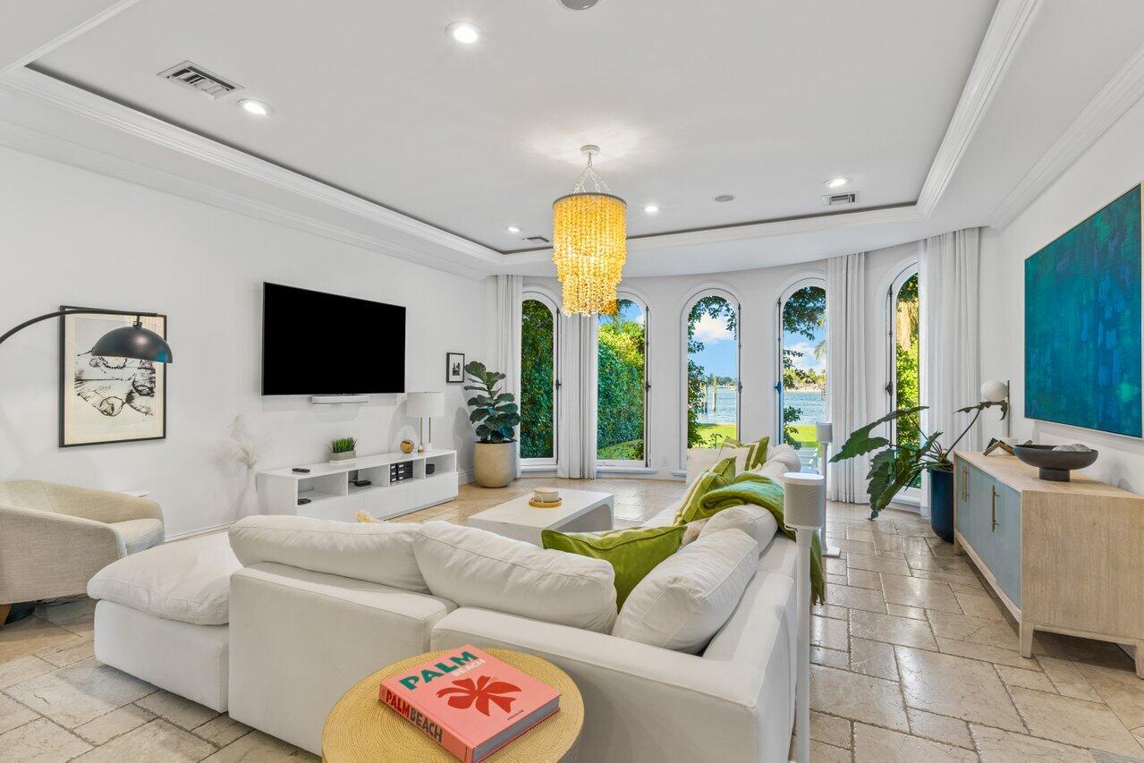 HYPOLUXO ISLAND ADD - Residential Lease