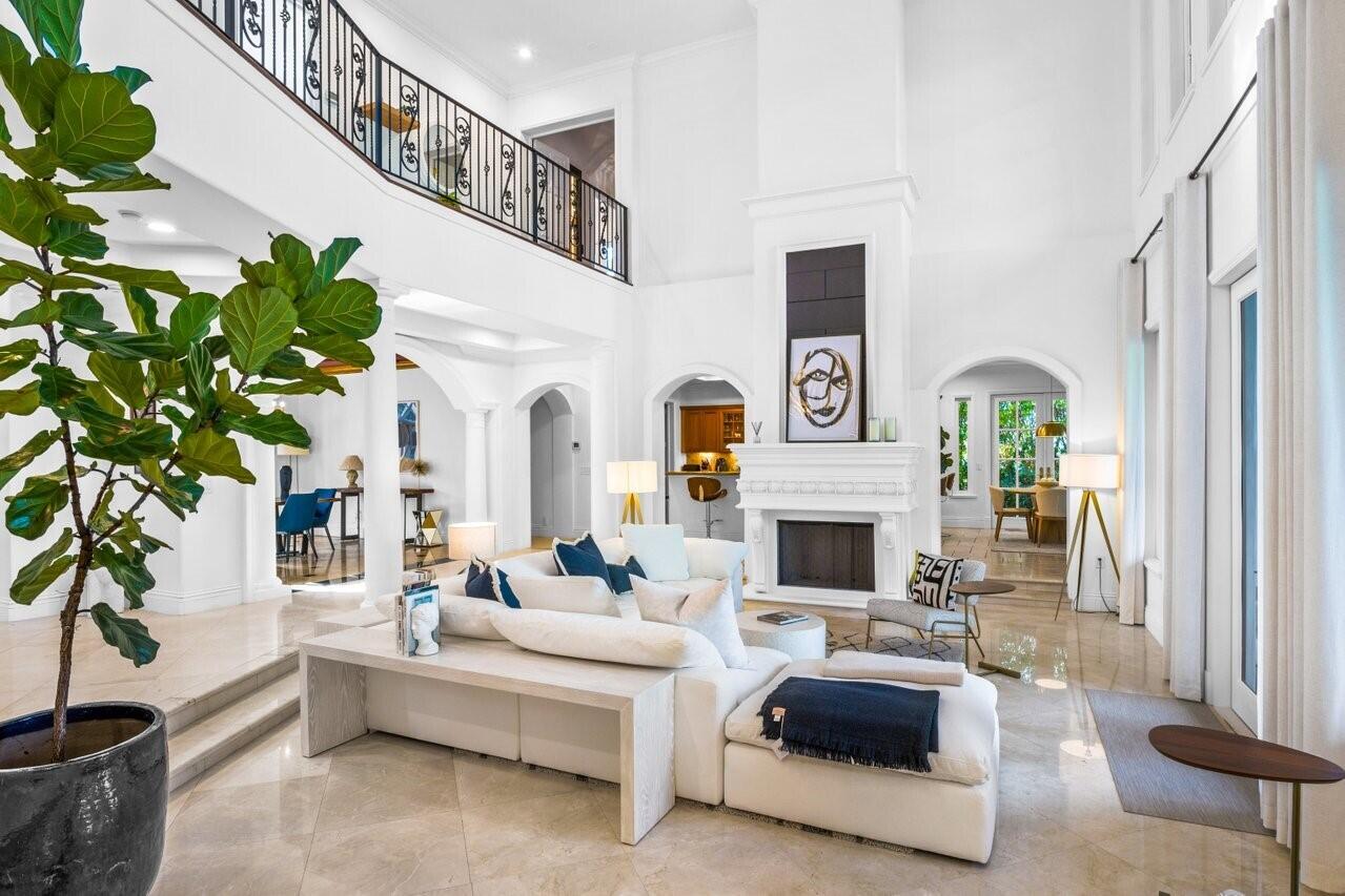 HYPOLUXO ISLAND ADD - Residential Lease