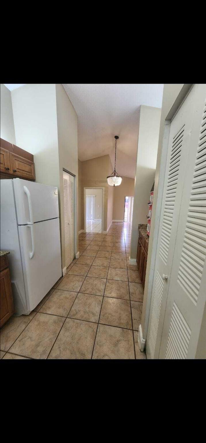 Summit Pines Un 04 - Residential Lease