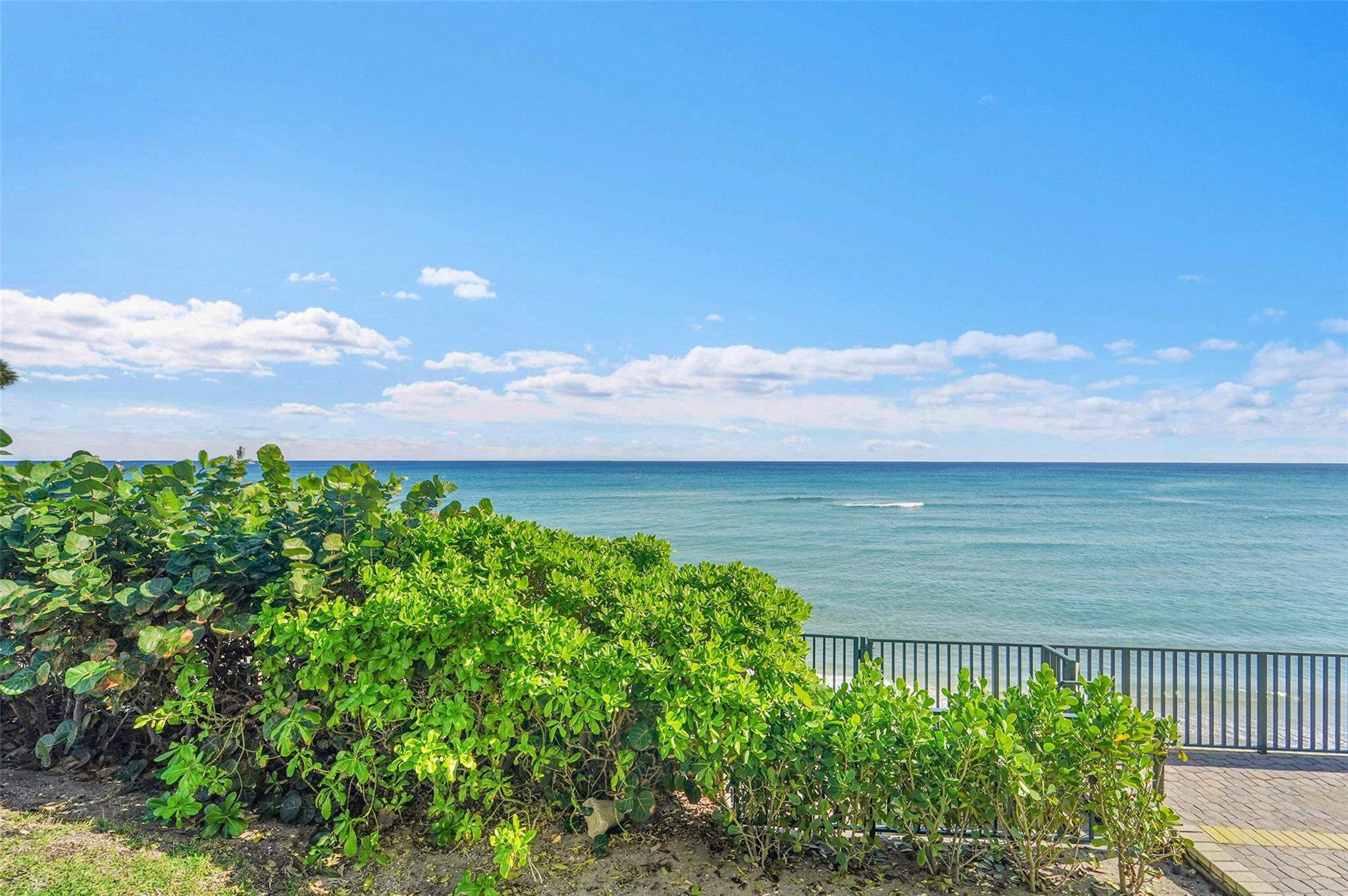 1239 Hillsboro Mile 109