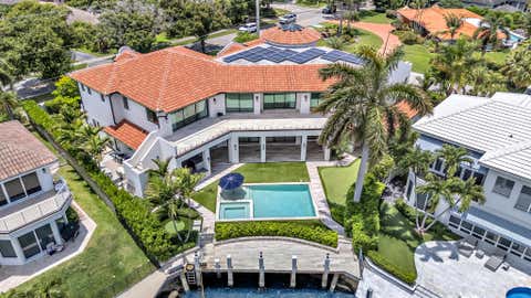 Tiny photo for 2300 NE 34th Court, Lighthouse Point, FL 33064 (MLS # B26042421)