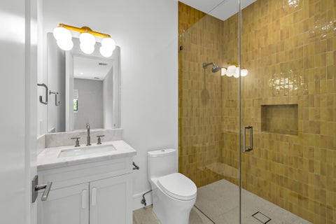 Tiny photo for 2300 NE 34th Court, Lighthouse Point, FL 33064 (MLS # B26042421)