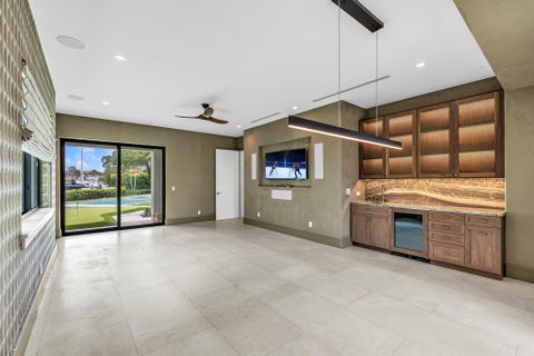 Tiny photo for 2300 NE 34th Court, Lighthouse Point, FL 33064 (MLS # B26042421)