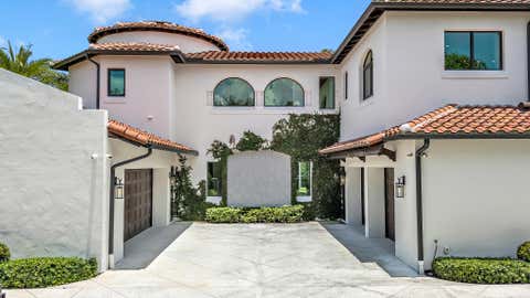 Tiny photo for 2300 NE 34th Court, Lighthouse Point, FL 33064 (MLS # B26042421)