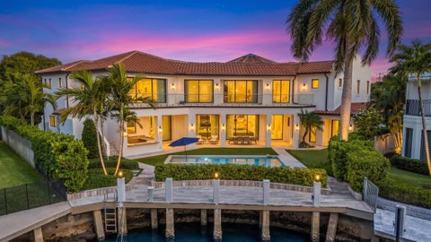 Tiny photo for 2300 NE 34th Court, Lighthouse Point, FL 33064 (MLS # B26042421)