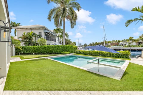 Tiny photo for 2300 NE 34th Court, Lighthouse Point, FL 33064 (MLS # B26042421)