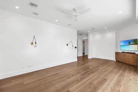 Tiny photo for 2300 NE 34th Court, Lighthouse Point, FL 33064 (MLS # B26042421)
