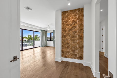 Tiny photo for 2300 NE 34th Court, Lighthouse Point, FL 33064 (MLS # B26042421)