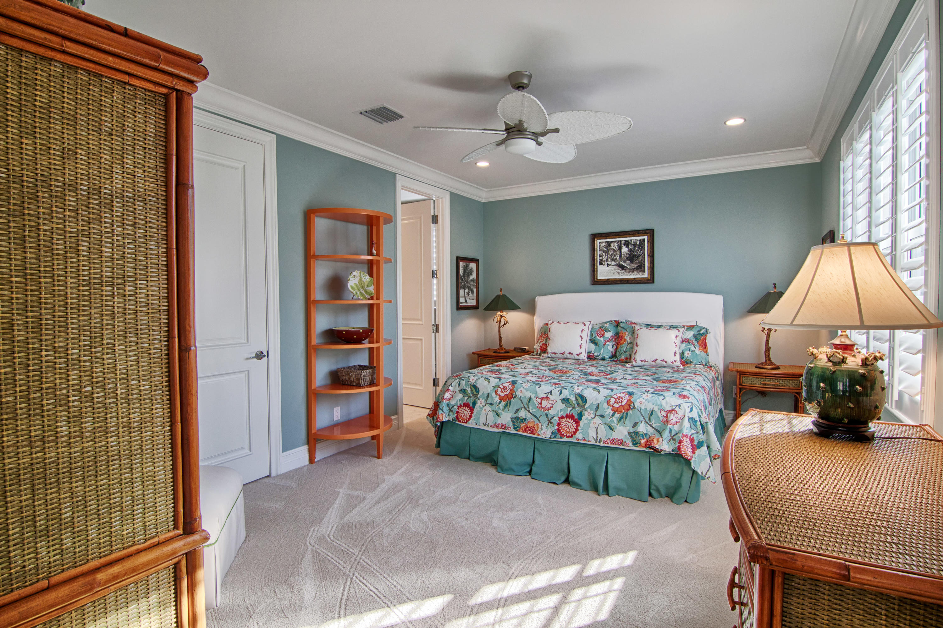 Villas of 4001 N Ocean - Residential