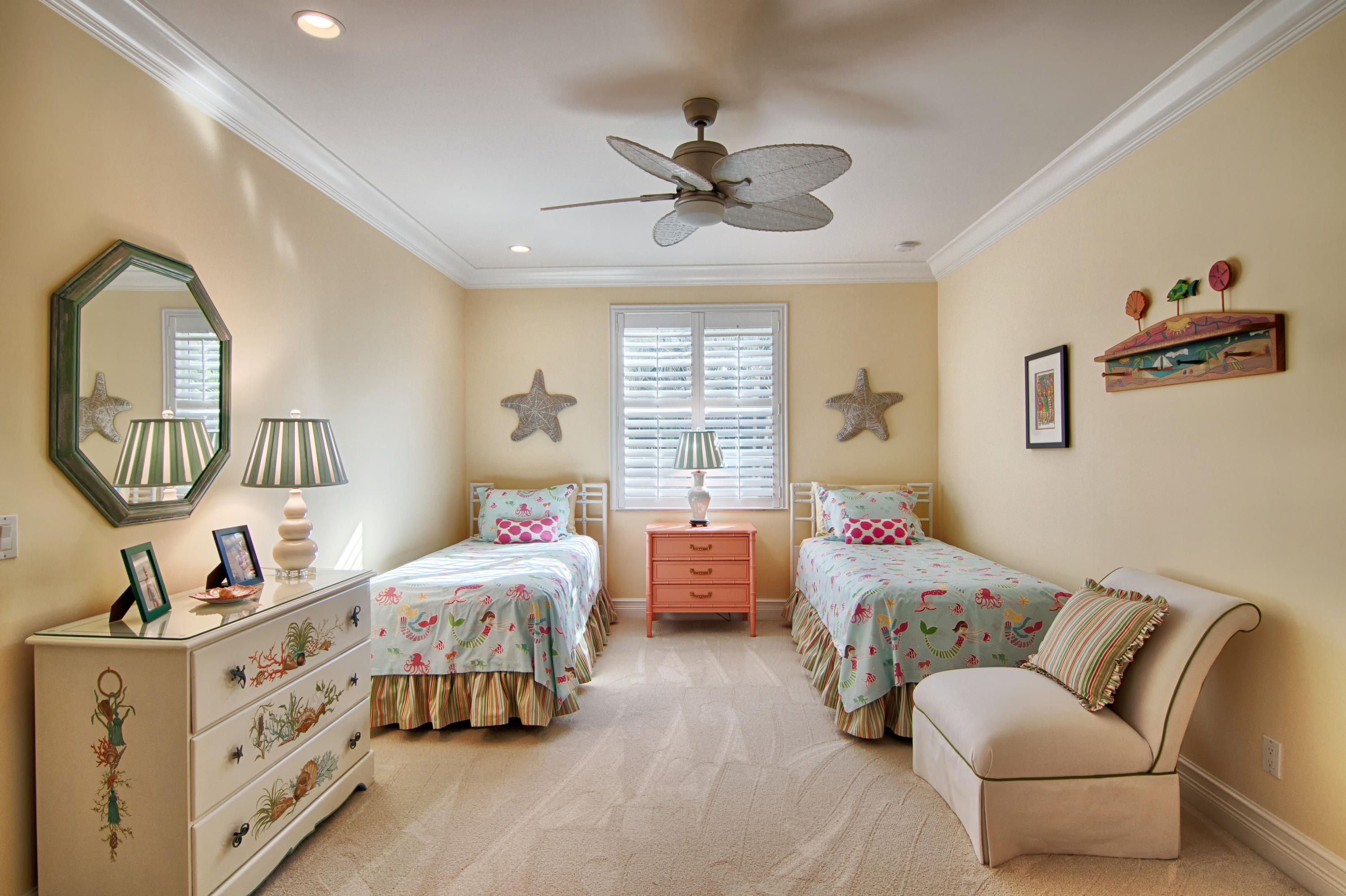 Villas of 4001 N Ocean - Residential