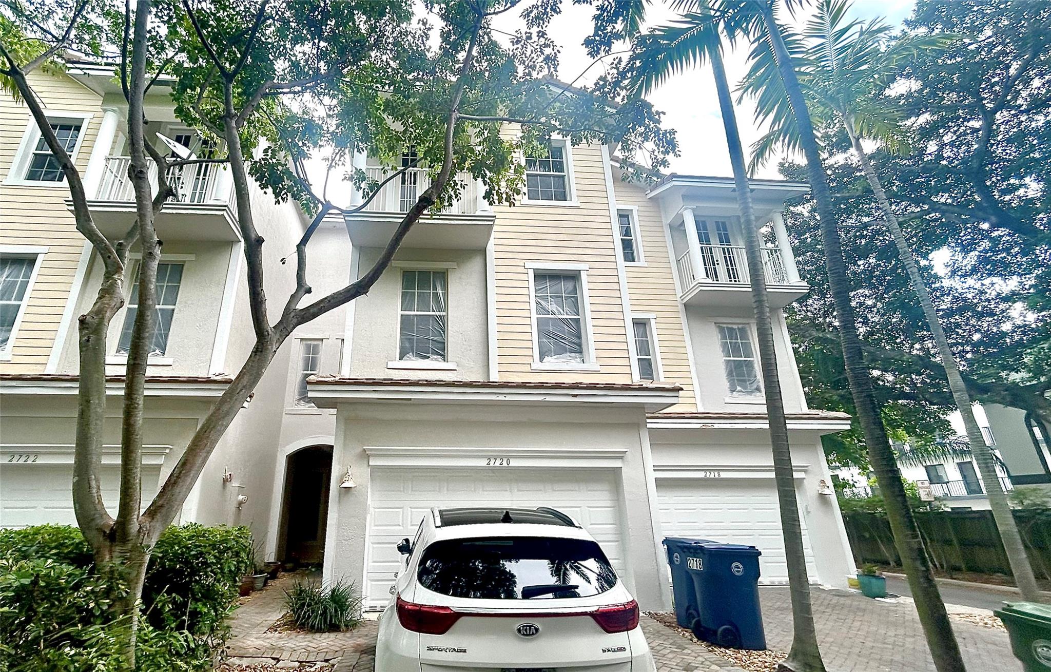 HIGHLAND ESTATES - Residential Lease