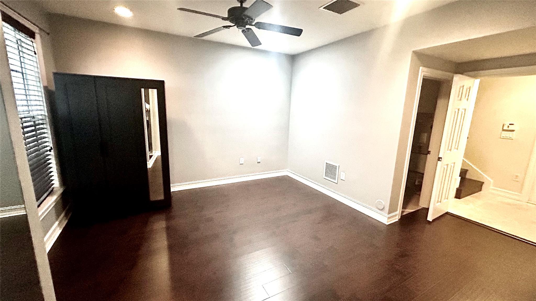 HIGHLAND ESTATES - Residential Lease