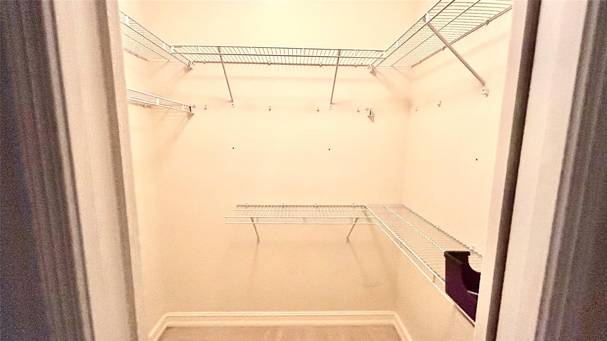 HIGHLAND ESTATES - Residential Lease