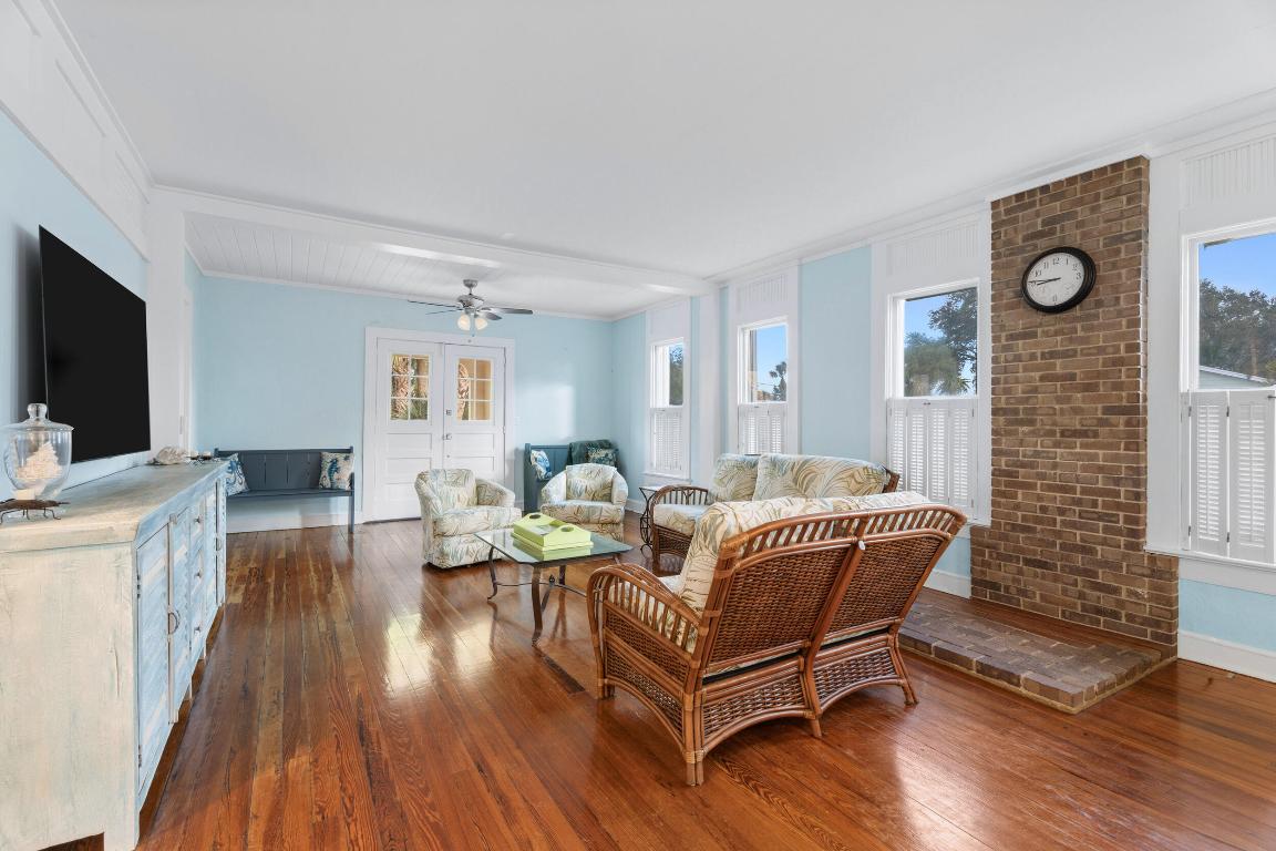 TOP OF WALTON RESUBDIVISION - Residential