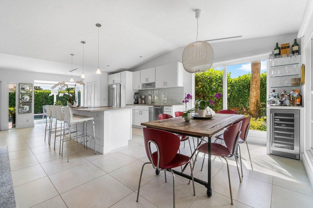 Photo of 2320 Las Casitas Drive, Wellington, FL 33414 (MLS # B26009661)