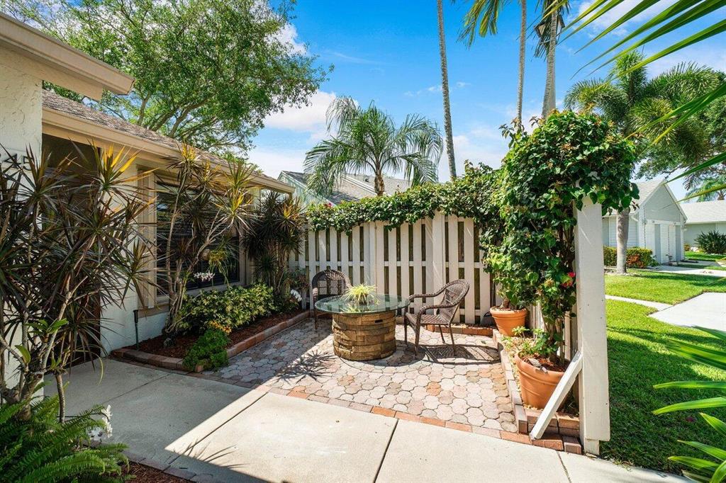 Country Greens - Residential