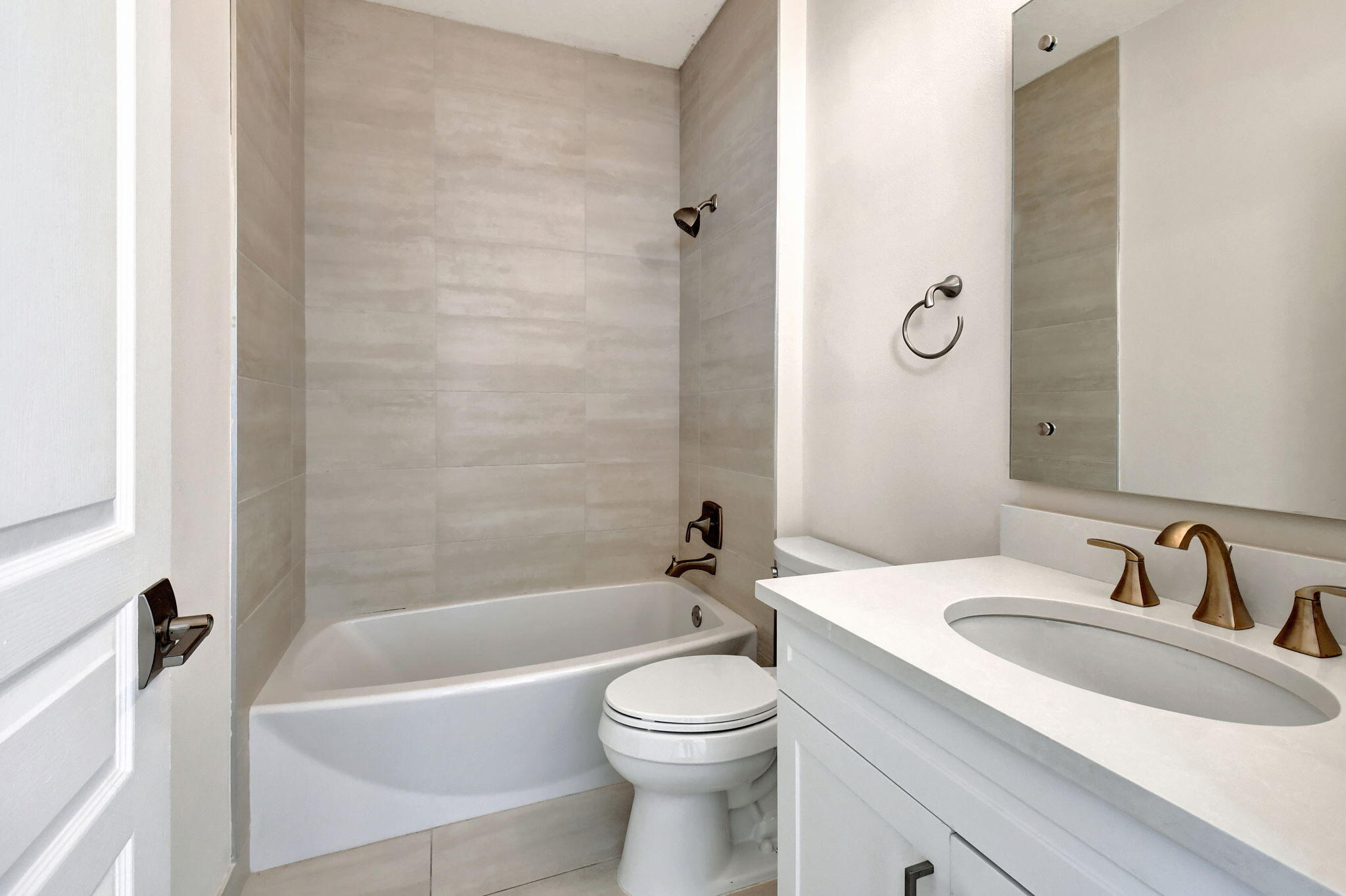 ATLANTIC GROVE - Residential