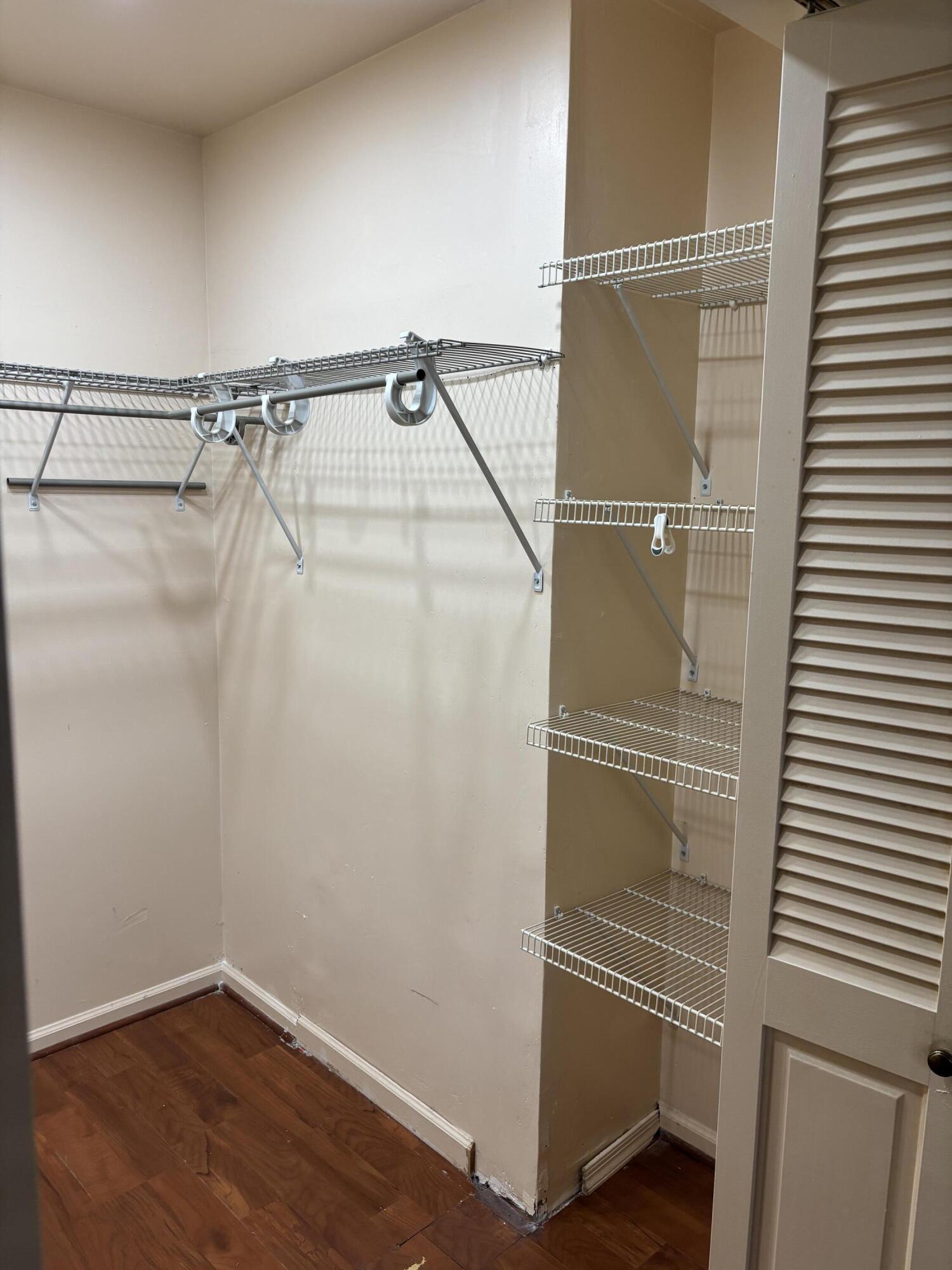Greentree Villas Condos - Residential