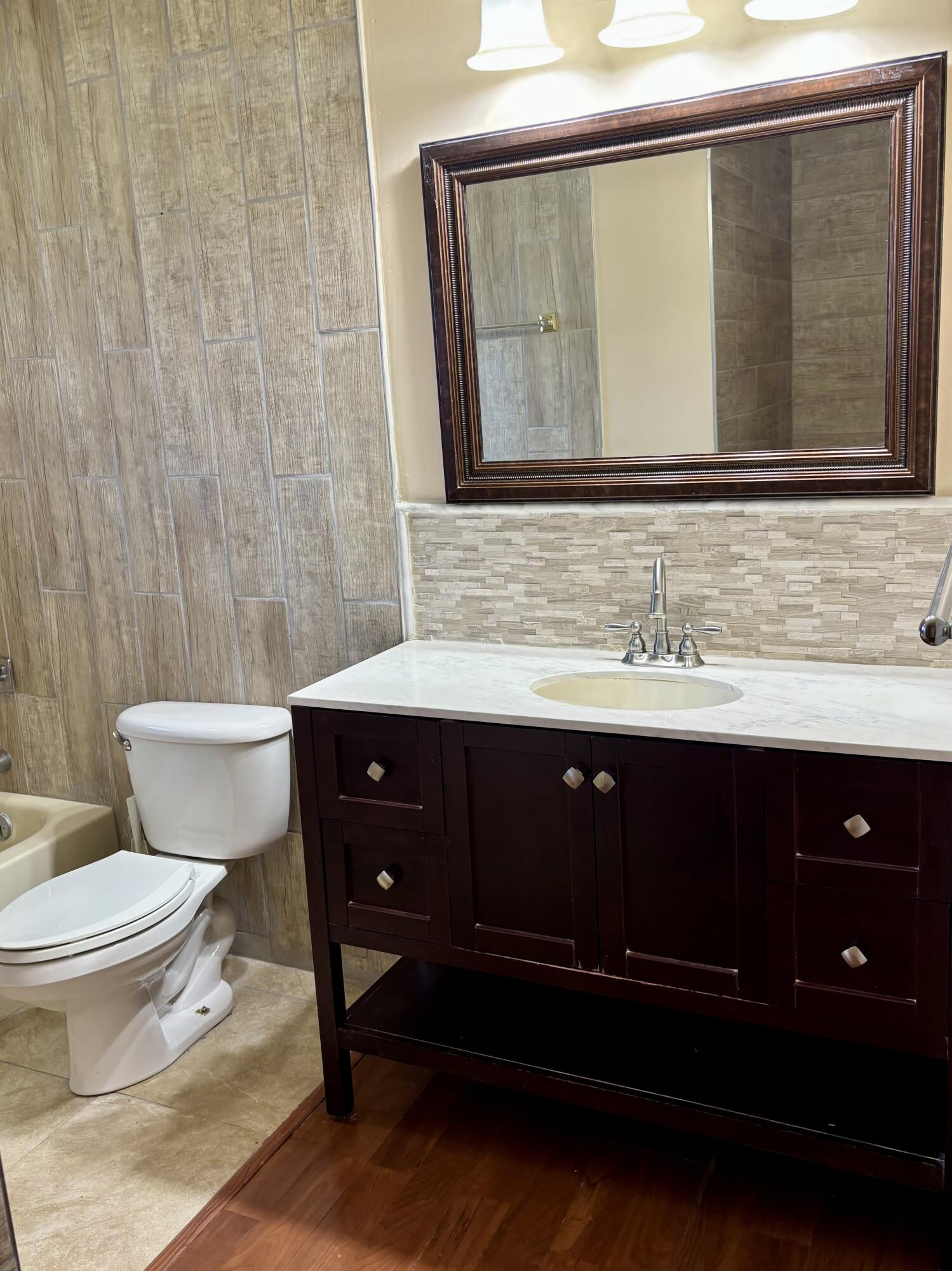 Greentree Villas Condos - Residential