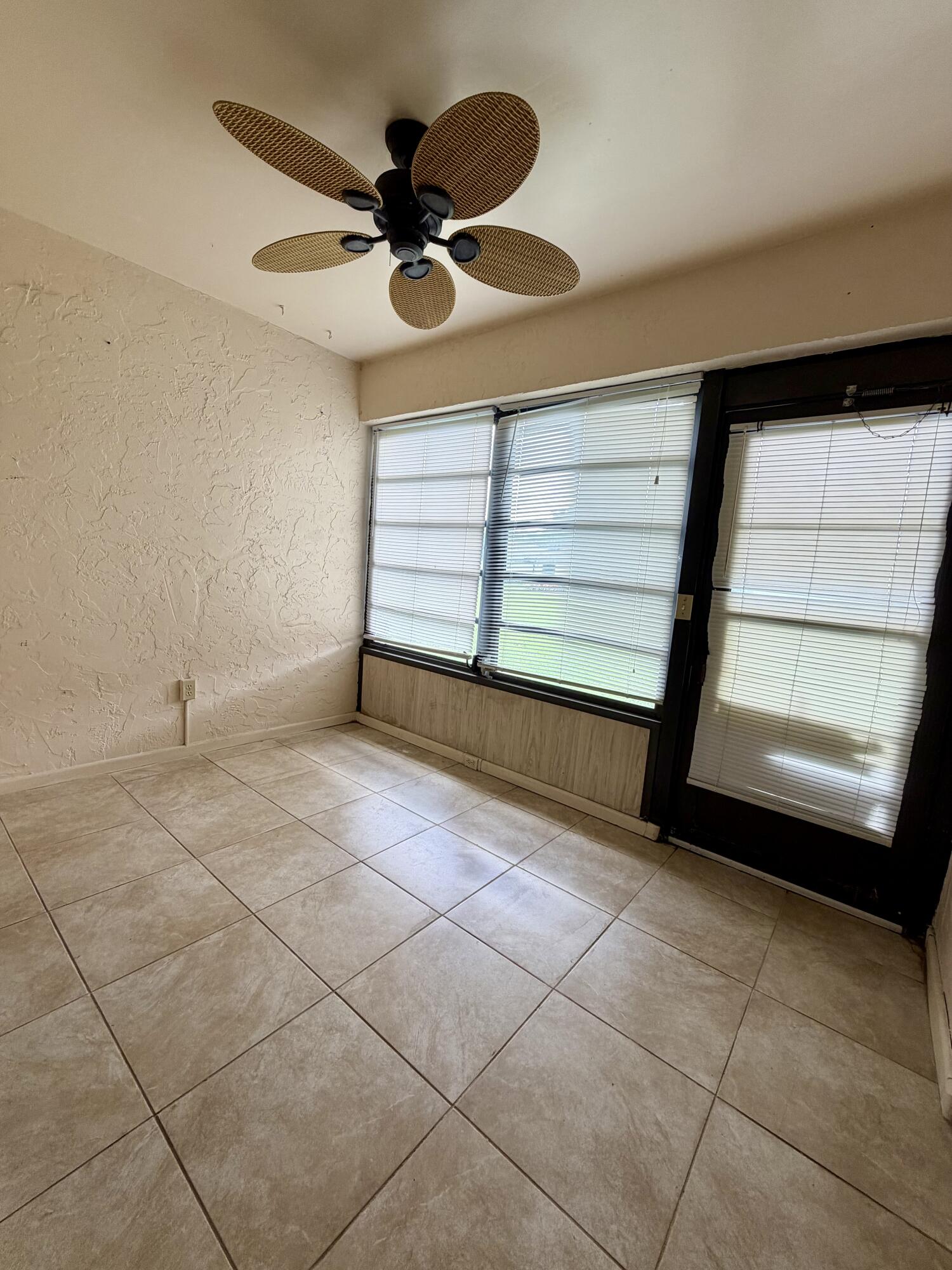 Greentree Villas Condos - Residential