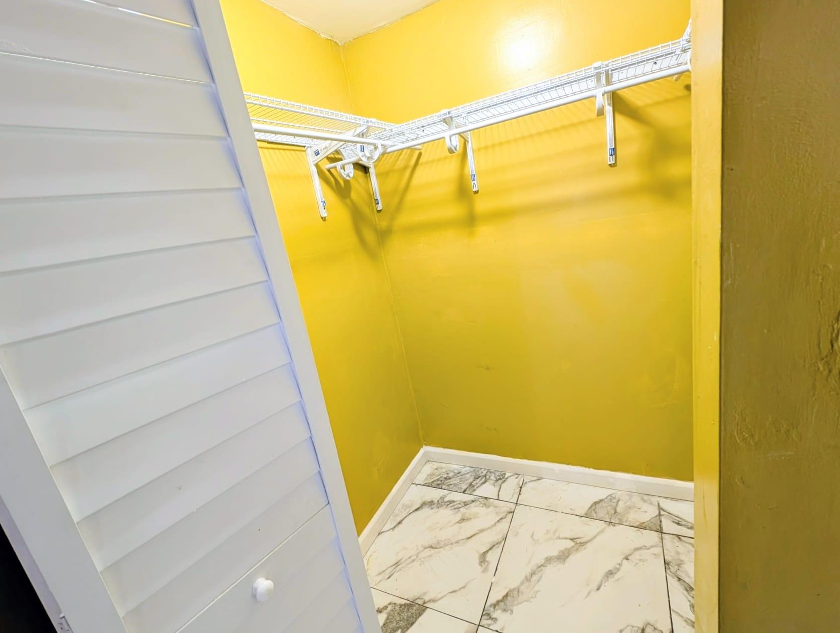 Sunrise Golf Village Sec - Residential Lease