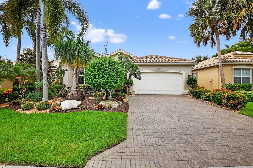 Photo of 10690 Stone Garden Drive, Boynton Beach, FL 33473 (MLS # R11108500)
