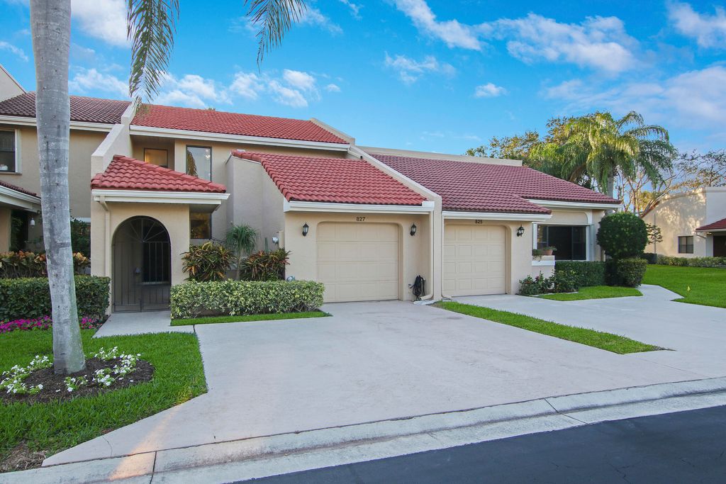 Photo of 827 Windermere Way, Palm Beach Gardens, FL 33418 (MLS # R10777183)