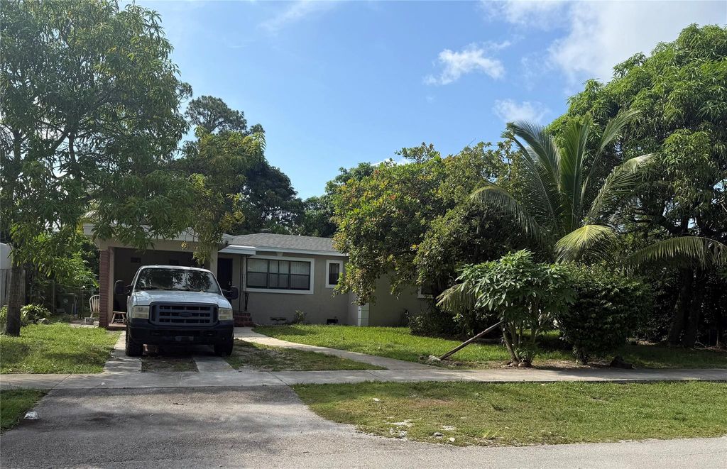 Photo of 340 Carolina Avenue, Fort Lauderdale, FL 33312 (MLS # F10514402)