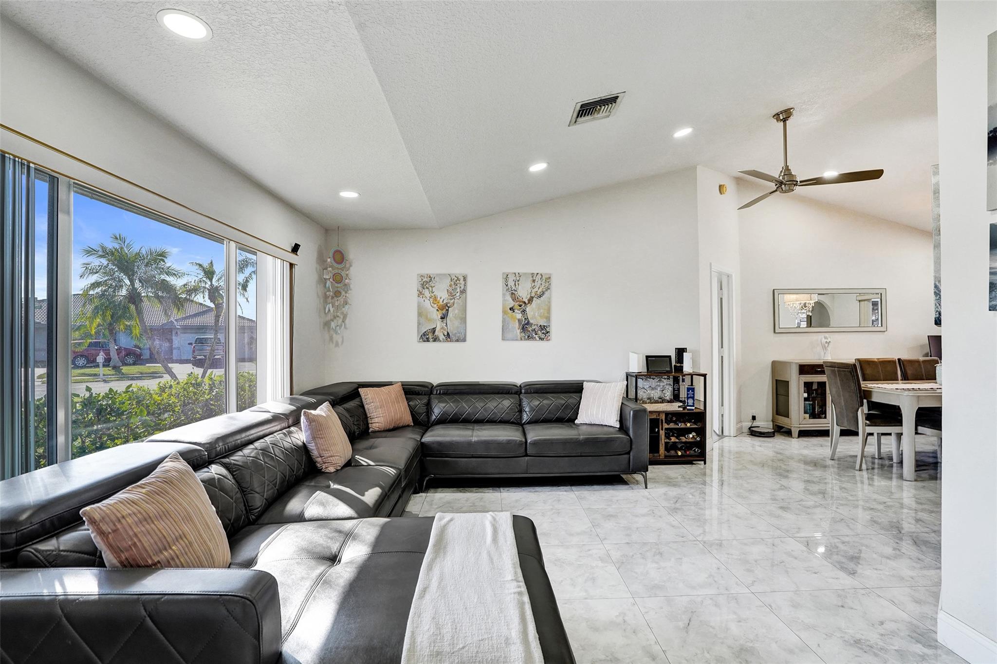 Sunflower Margate 82-38 B - Residential Lease