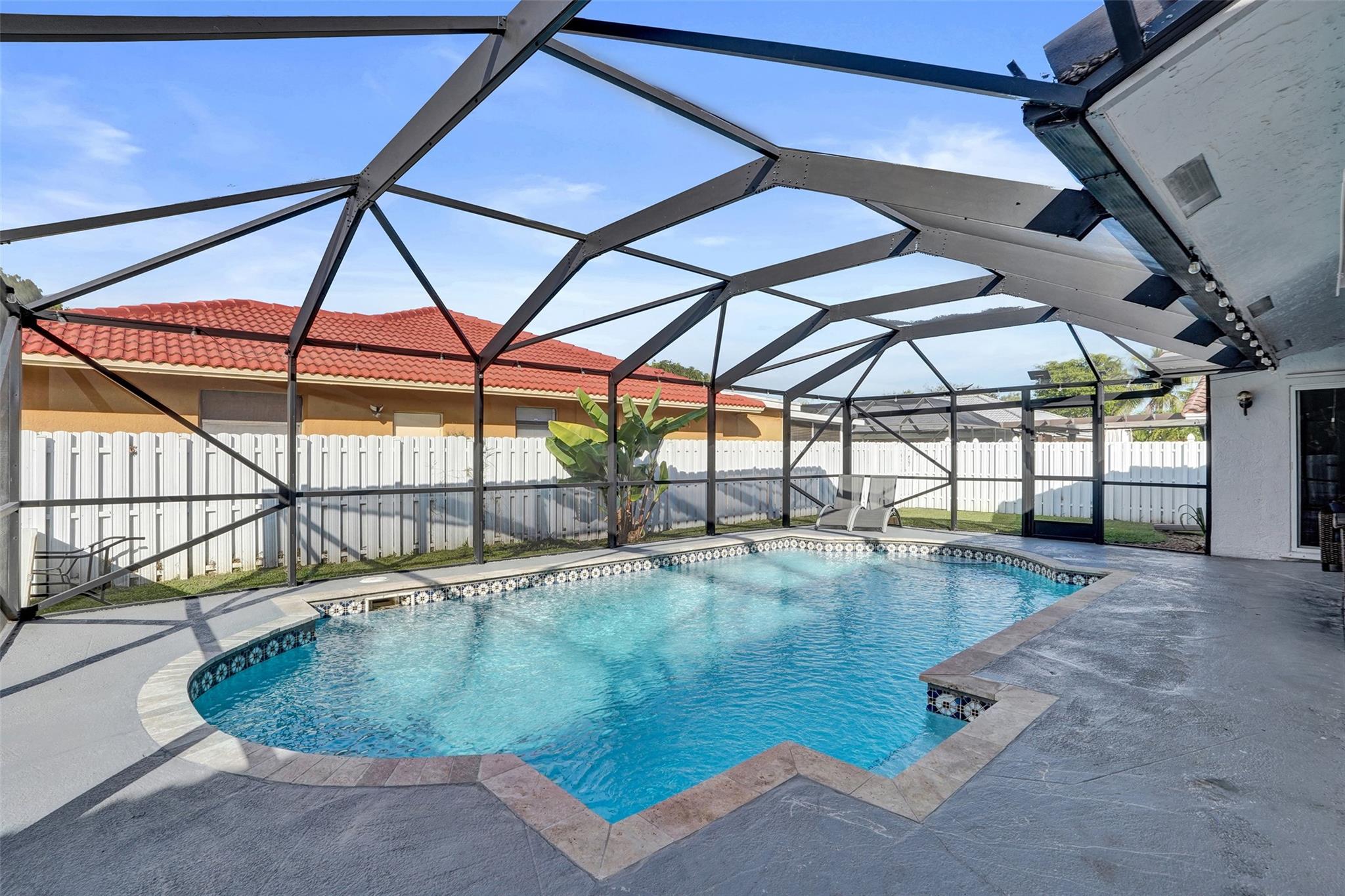 Sunflower Margate 82-38 B - Residential Lease