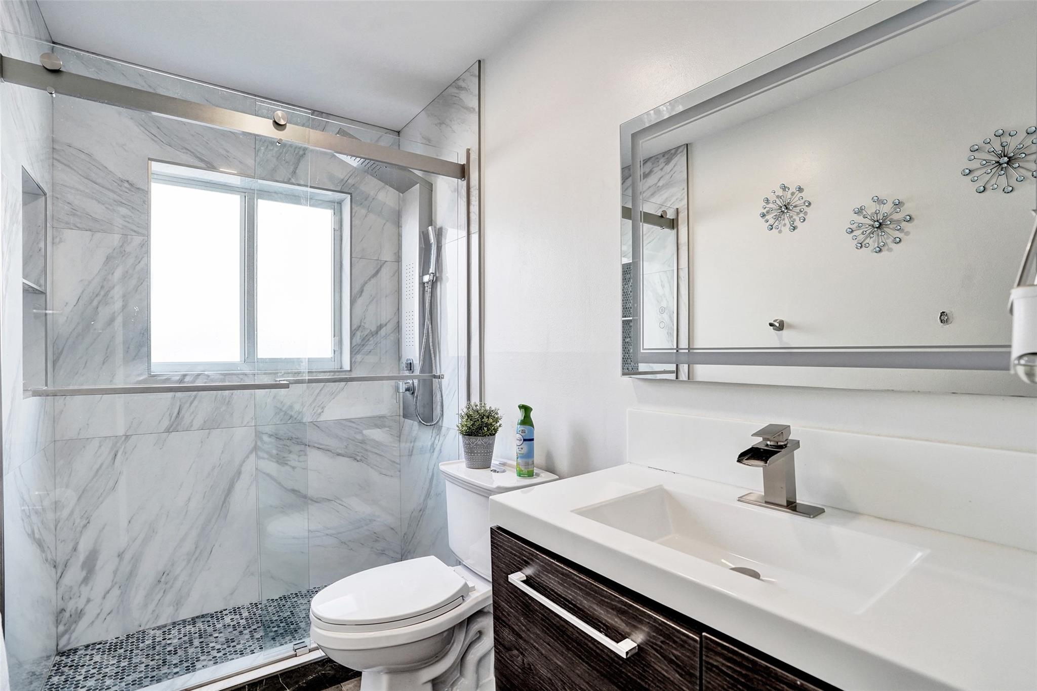 Sunflower Margate 82-38 B - Residential Lease