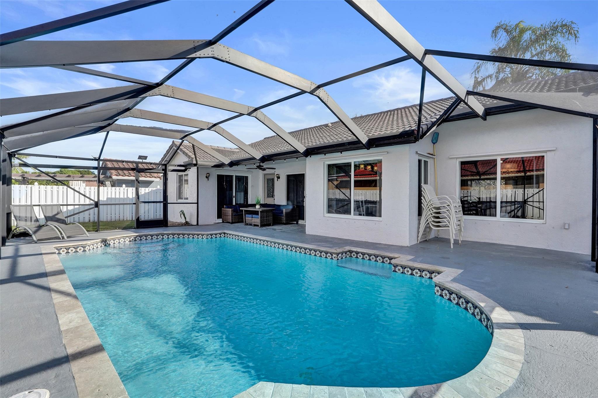 Sunflower Margate 82-38 B - Residential Lease