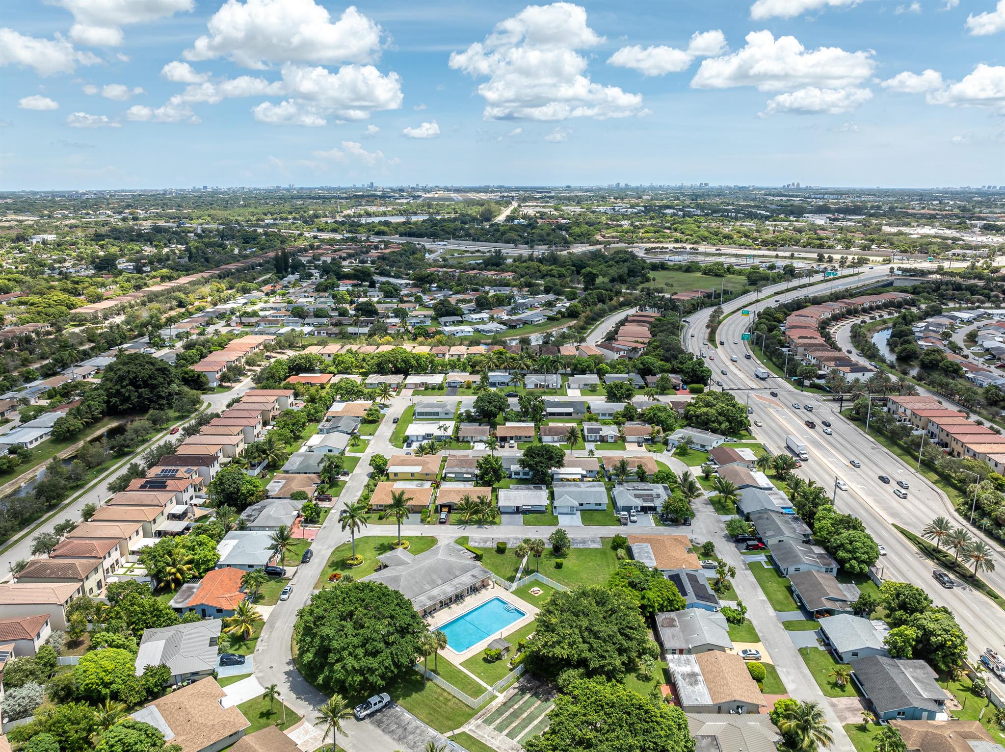 MAINLANDS OF TAMARAC LAKE - Residential