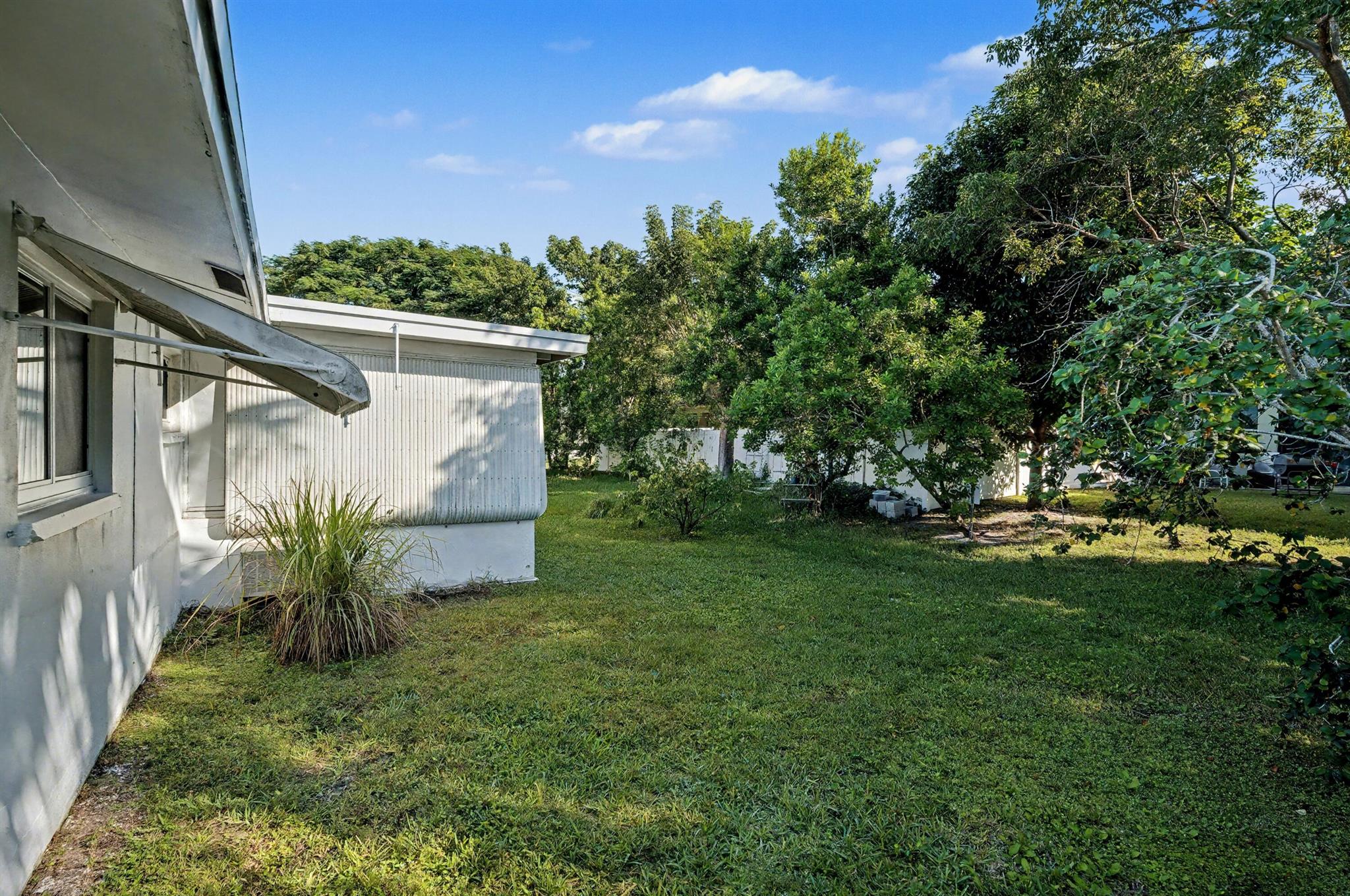 MAINLANDS OF TAMARAC LAKE - Residential